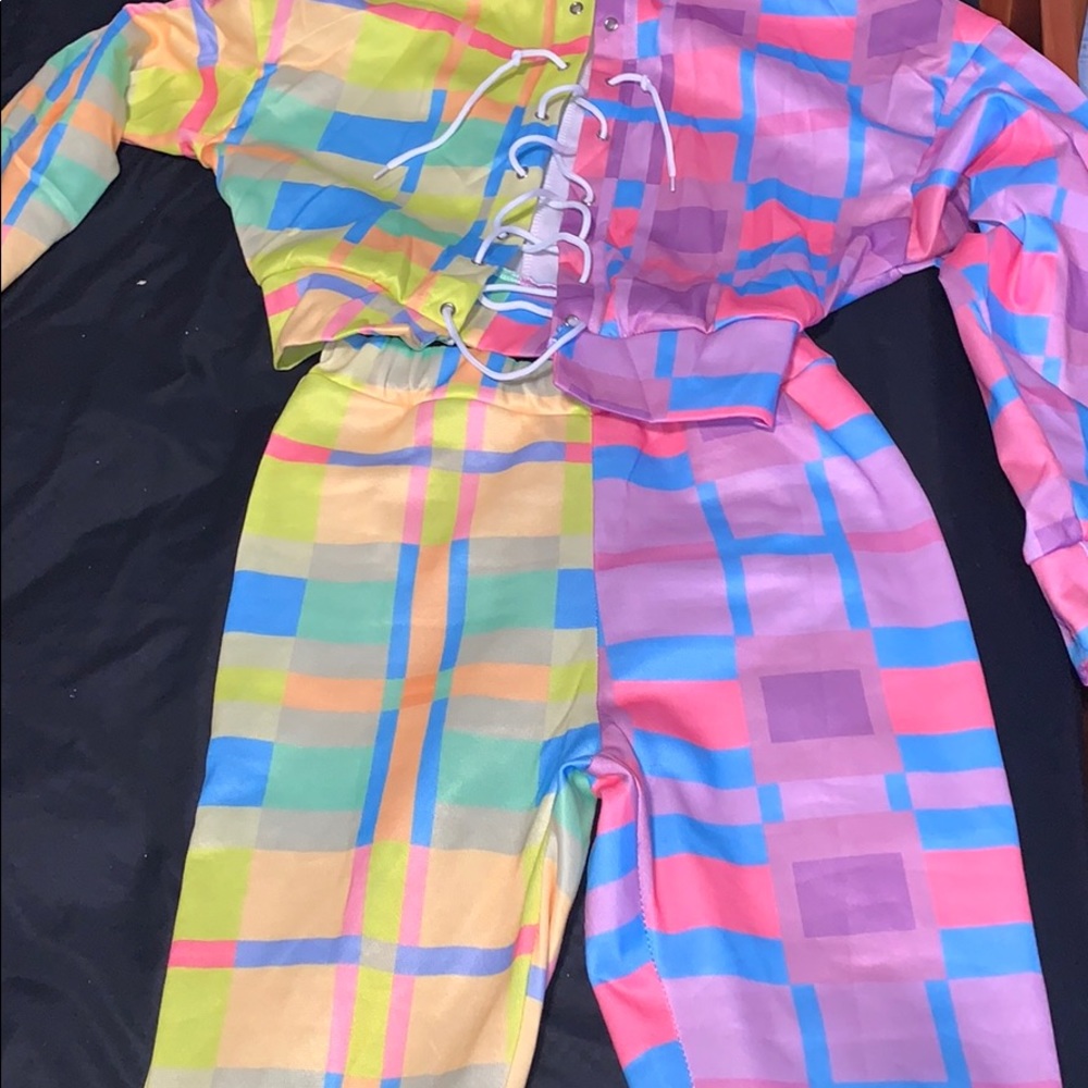 Women outfit size small